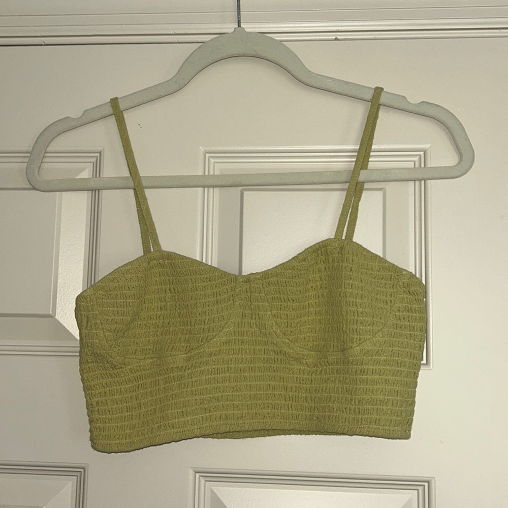 Kendall & Kylie cropped green tank
